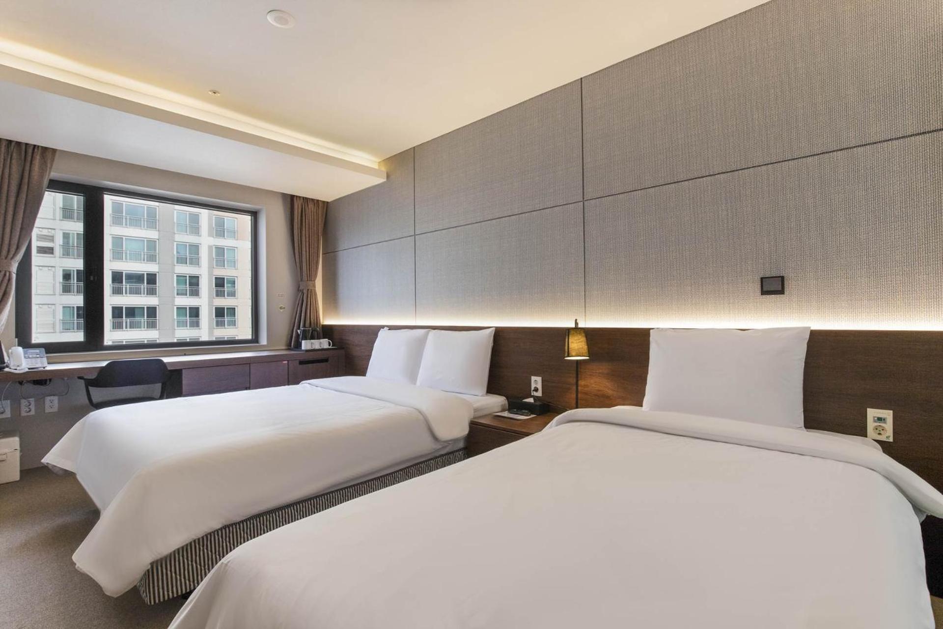 Hotel Elora Сувон Екстер'єр фото