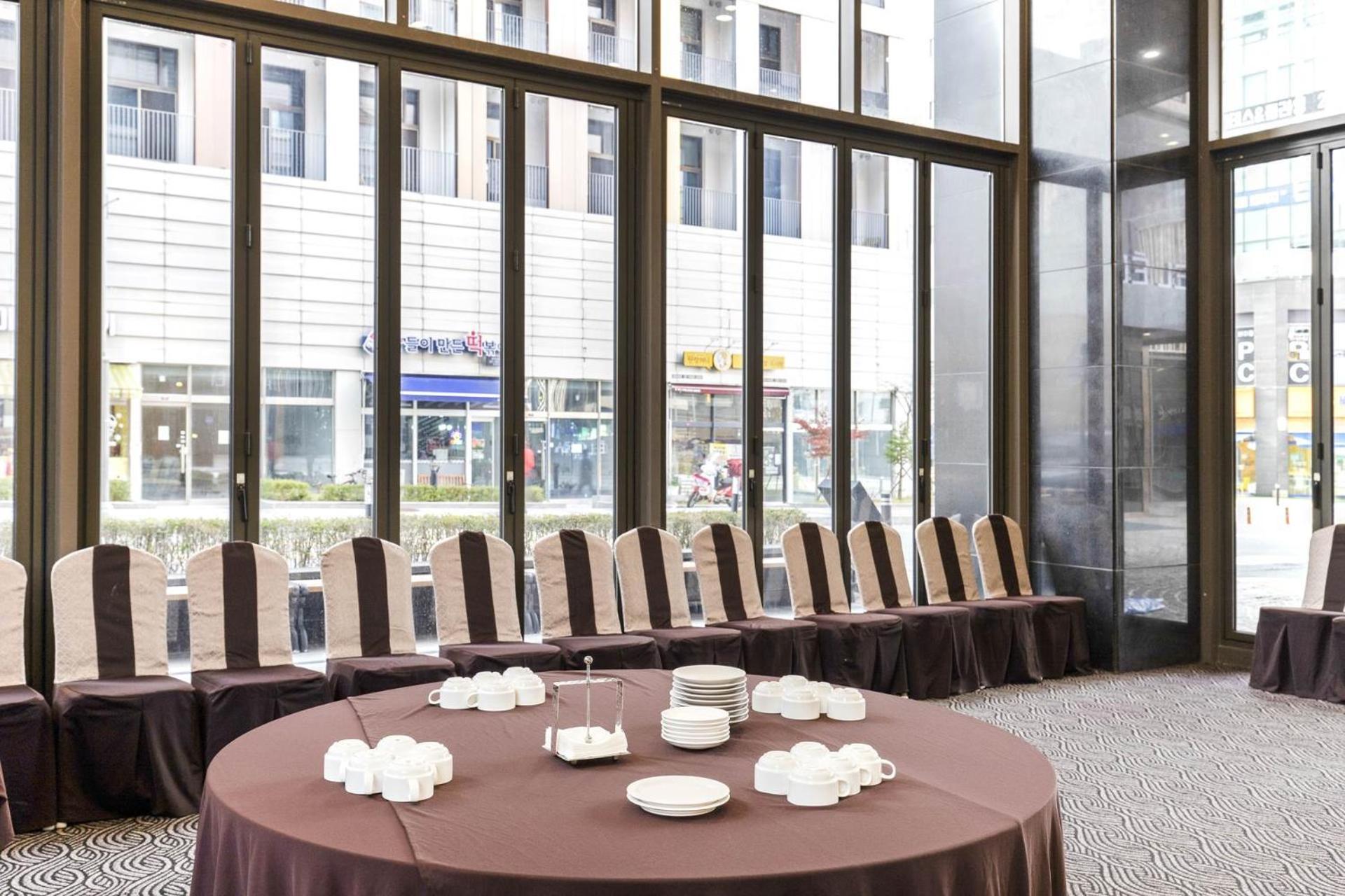Hotel Elora Сувон Екстер'єр фото